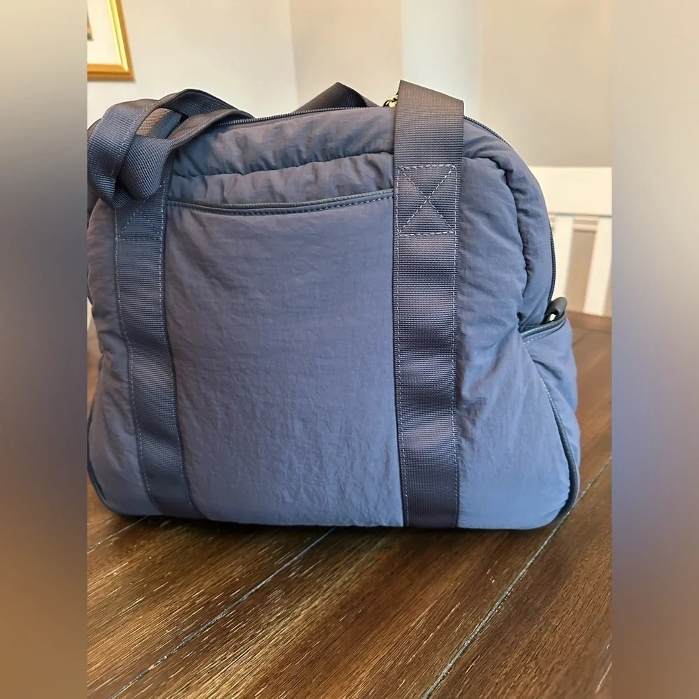 Isaac Mizrahi organizer bag